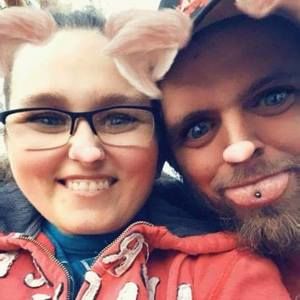 Meet your Posher, Dustin